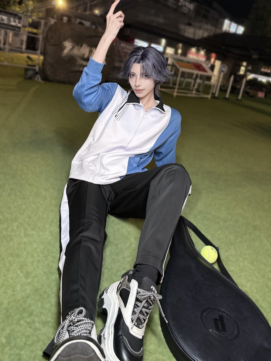 A_d185a's tweet photo. SUNDAY超えてBIRTHDAYじゃねーのだった跡部景吾様👑 https://t.co/uVop6XjjdX