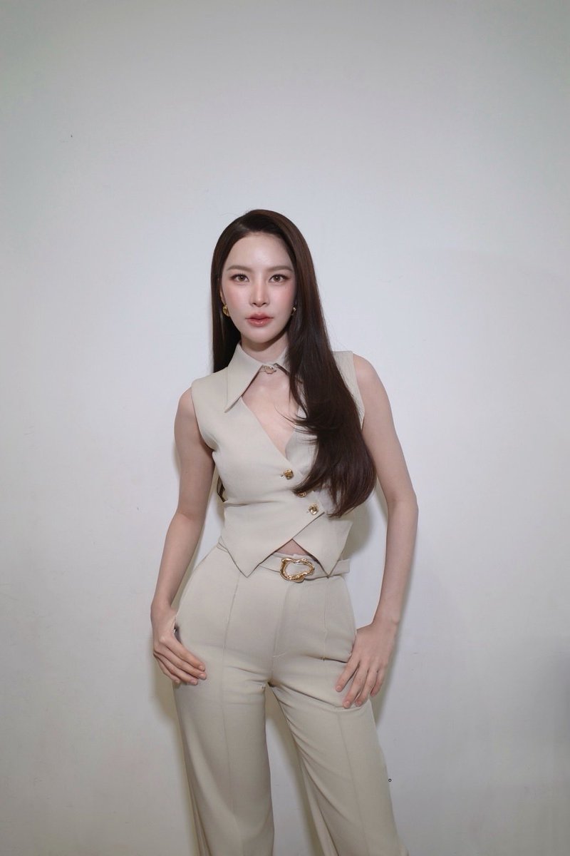 Puinoonwrsr's tweet photo. Hello เบบี๋ , ฮาย honey 🫪

THAI TASTE THAI FEST X PNB
#ไทยฟุ้งปรุงไทยxปุยนุ่นบิ๊นท์ 
#Puinoonwrsr
#ปุยนุ่นวรางค์ศิริ https://t.co/Bj3aGjEamC