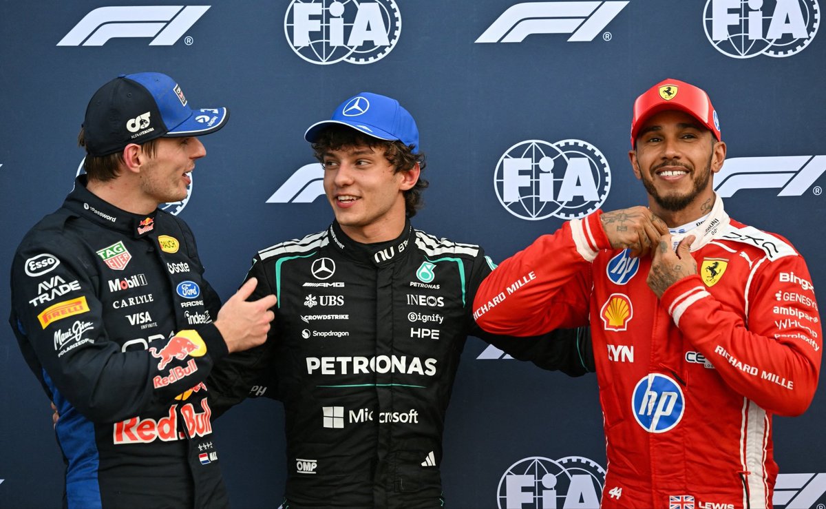 yellowProst's tweet photo. Verstappen - Antonelli - Hamilton

The top 3 drivers this season, the top 3 drivers on the grid, could be soon argued as a valid top 3 drivers in history

3 different generations, we're absolutely blessed to have them sharing the top spots https://t.co/mSBrJDTWm8