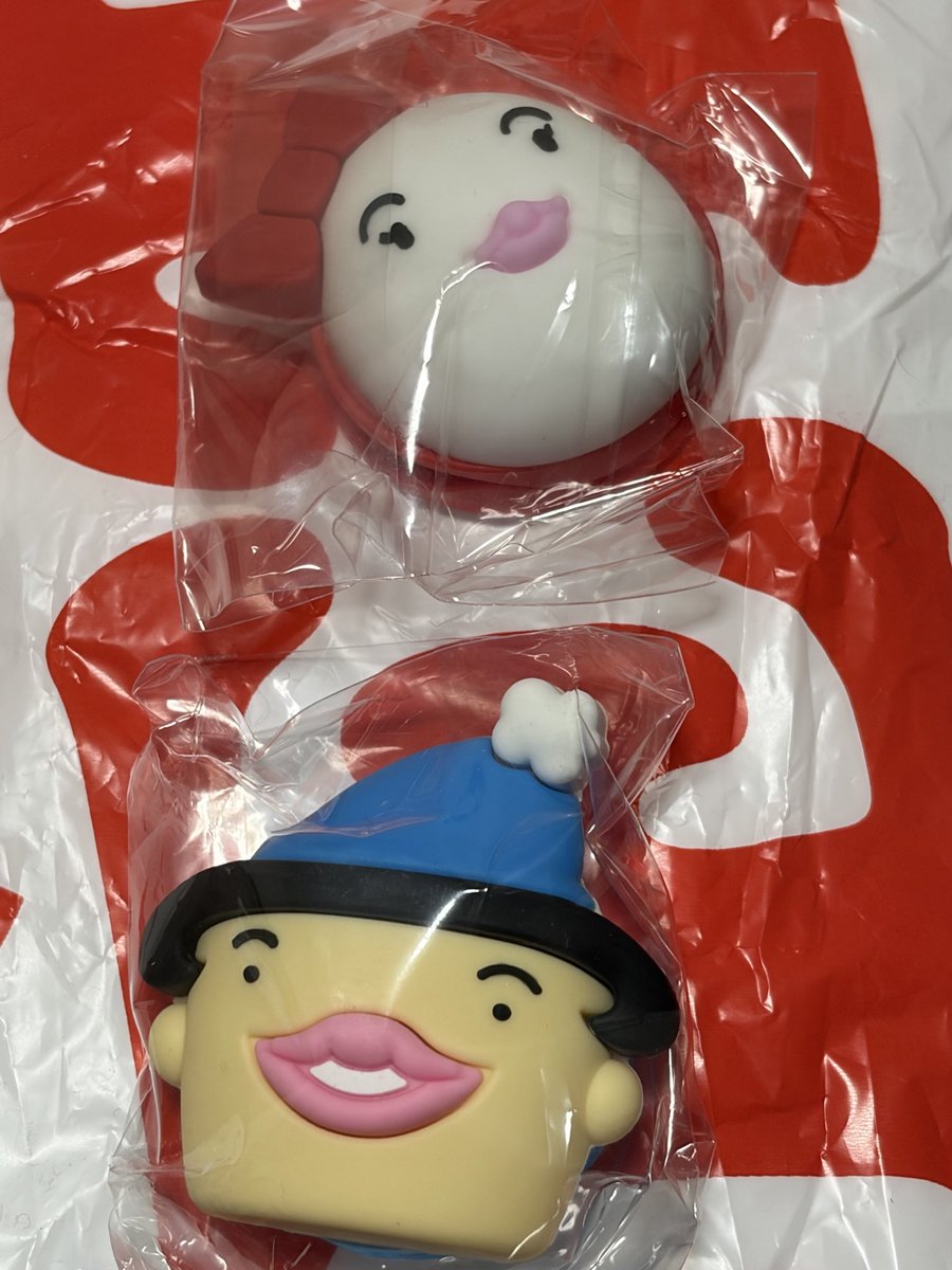 ebiflyai's tweet photo. 【交換】おでんくん スマホグリップコレクション

譲：たまごちゃん or おじさん
求：おでんくん

都内手渡し(新宿池袋吉祥寺近辺)交換優先。郵便も可能です。

条件合う方いましたら、お気軽にお声がけください。 https://t.co/r7bQPa4k5k