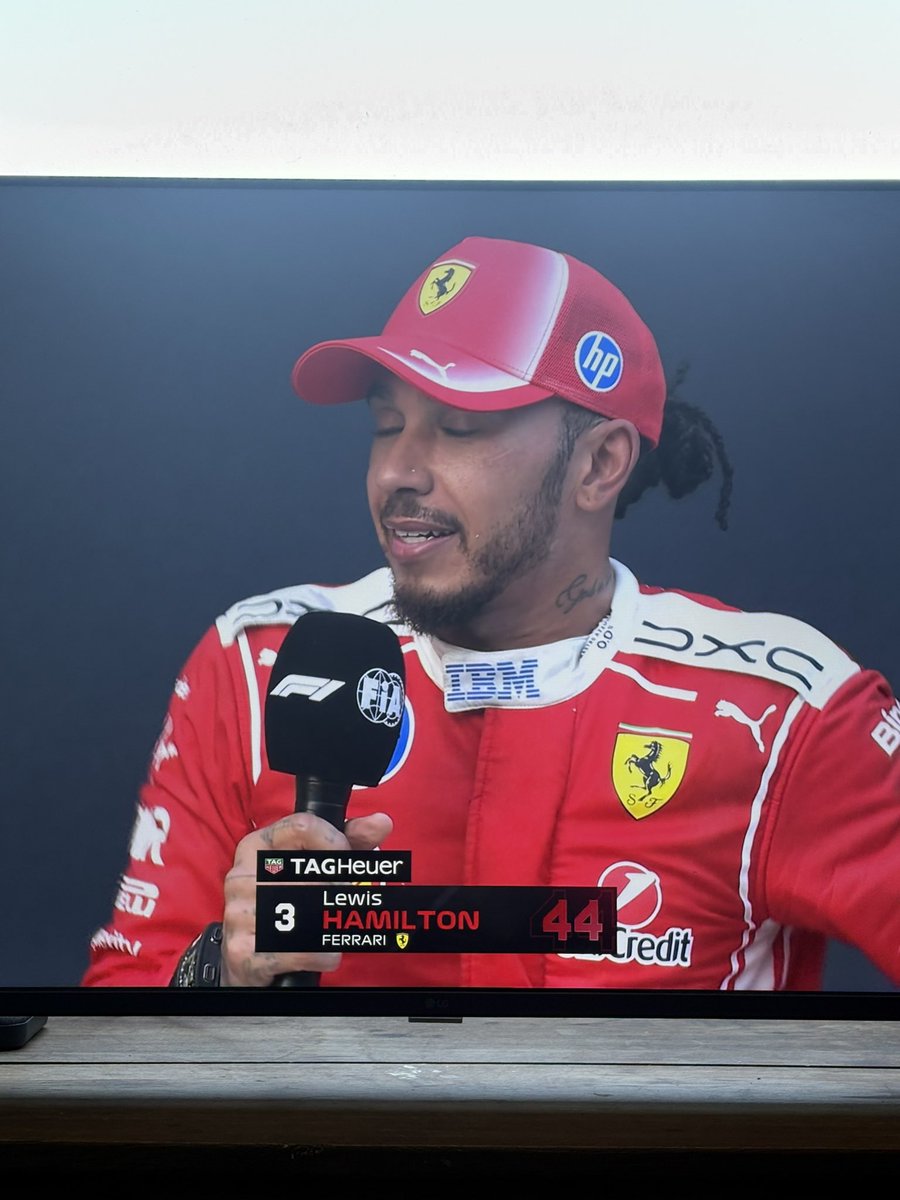 xLewisHamilton's tweet photo. ❤️ Lewis ❤️ https://t.co/VShcGv2kZ5