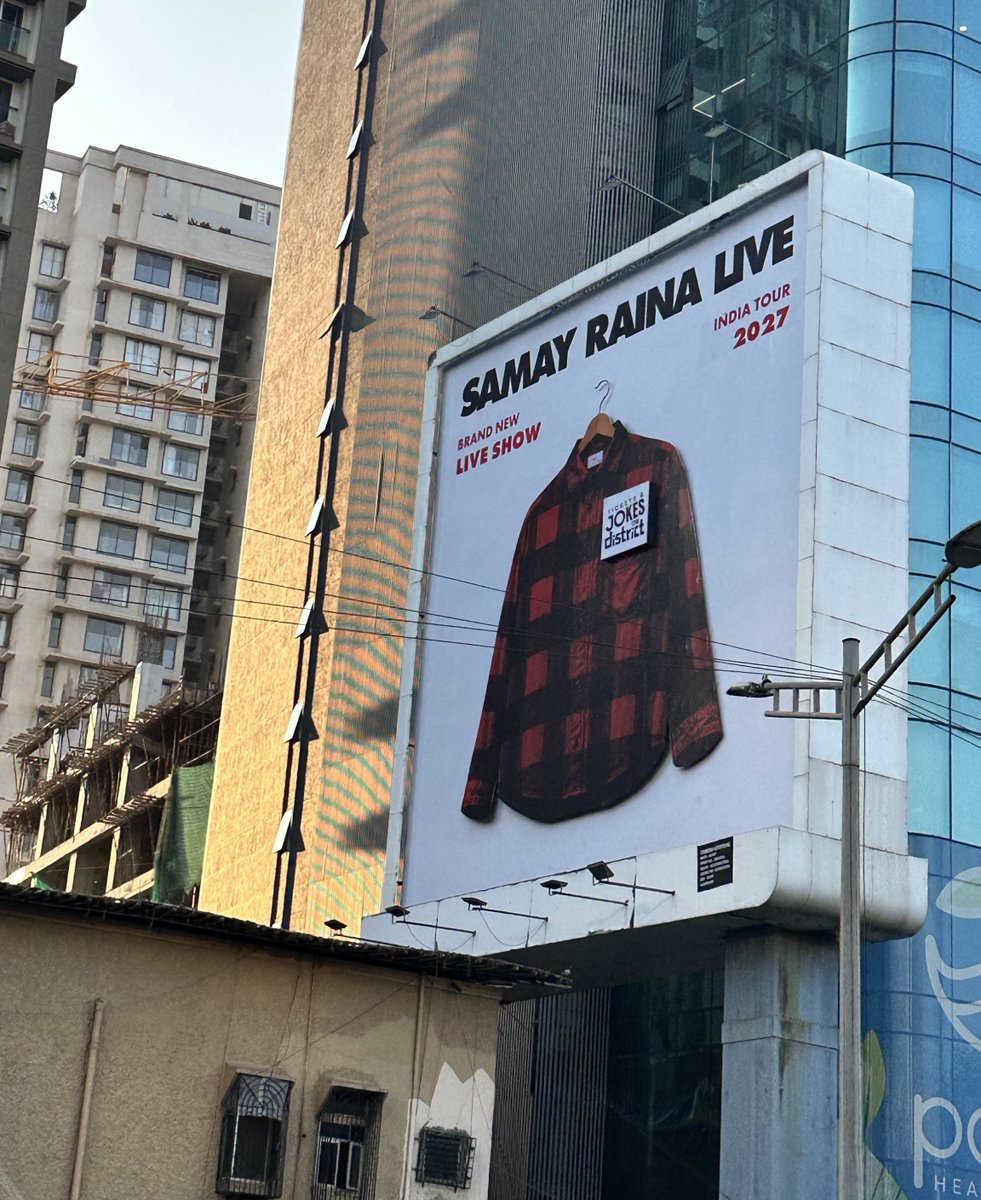 _indian_memes's tweet photo. Imagine explaining this billboard to someone in 2019 https://t.co/MmRr8TEiuw