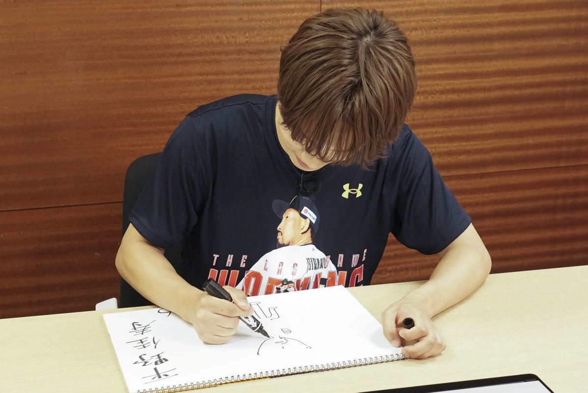 orixlover_ktv's tweet photo. 『藤原丈一郎の月刊！オリックスLOVER』
オリラバを見てくださった皆様、
ありがとうございました🐮💙
丈一郎くんの愛がこもったオリラバイラスト 
今回は平野佳寿投手でした！🏅
もう一度見たい方や見逃した方も 
ぜひチェックしてみてください！   

前回放送の配信終了も、あす朝10時です！ 
すべり込み視聴、お待ちしています👀
https://t.co/jcGOOfio6n

#オリラバ
#オリックス 
#平野佳寿
#藤原丈一郎 
#カンテレ