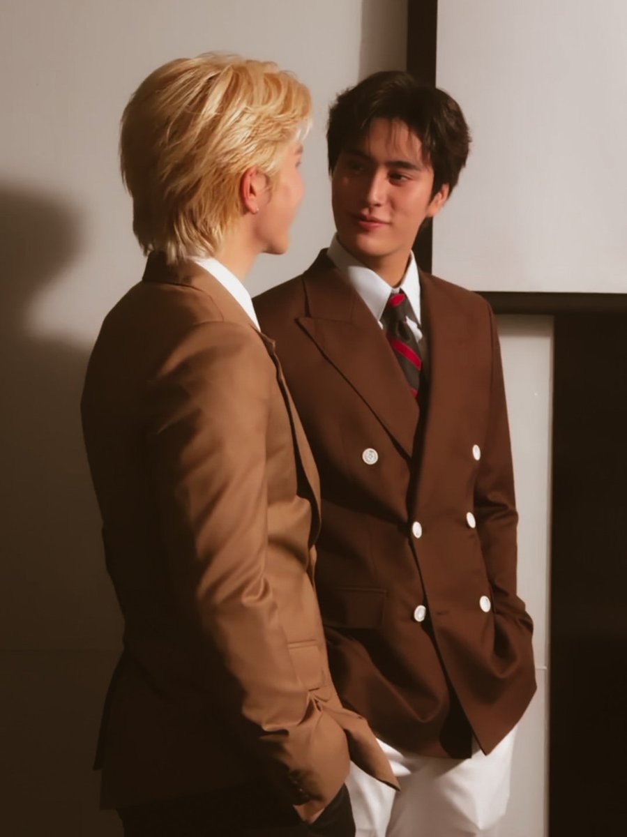 Itzmylii_x's tweet photo. สมัยพ่อกับแม่เราแต่งงานกันแรกๆ 🤵‍♂️🤵💐 https://t.co/skv79ziVJb