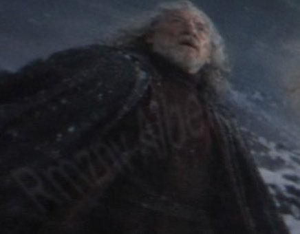 DiscussingFlash's tweet photo. New look at Magneto, Sue Storm, and Xialing in 'AVENGERS: DOOMSDAY' escaping Doom's castle-just in time to watch him obliterate the Fantastic Four's ship!

#AvengersDoomsday #Avengers https://t.co/lva0PzK1Tq