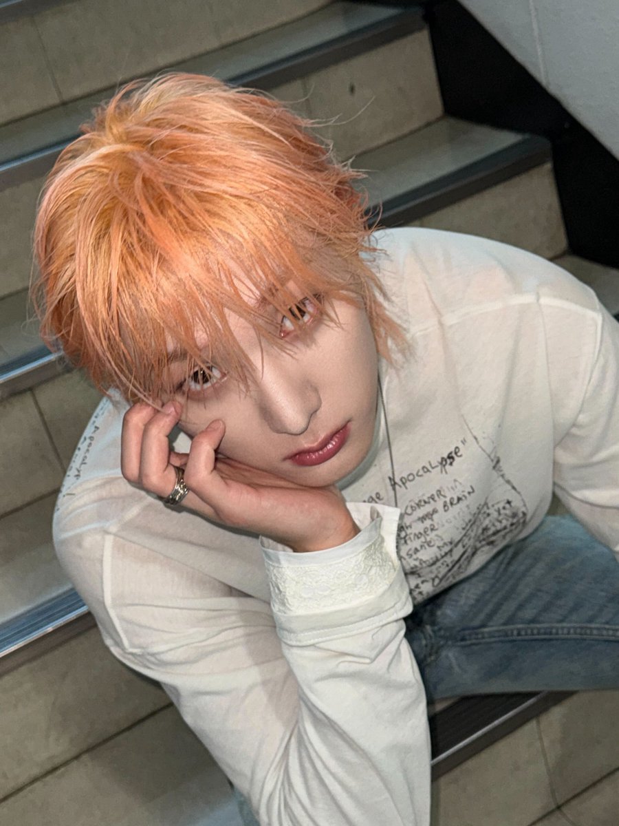 withbonedo's tweet photo. (261004) ⭐ #SUNGHO Weverse Update

Is it finally over🖤

#BOYNEXTDOOR #보이넥스트도어 https://t.co/Ndaj3eDvI9