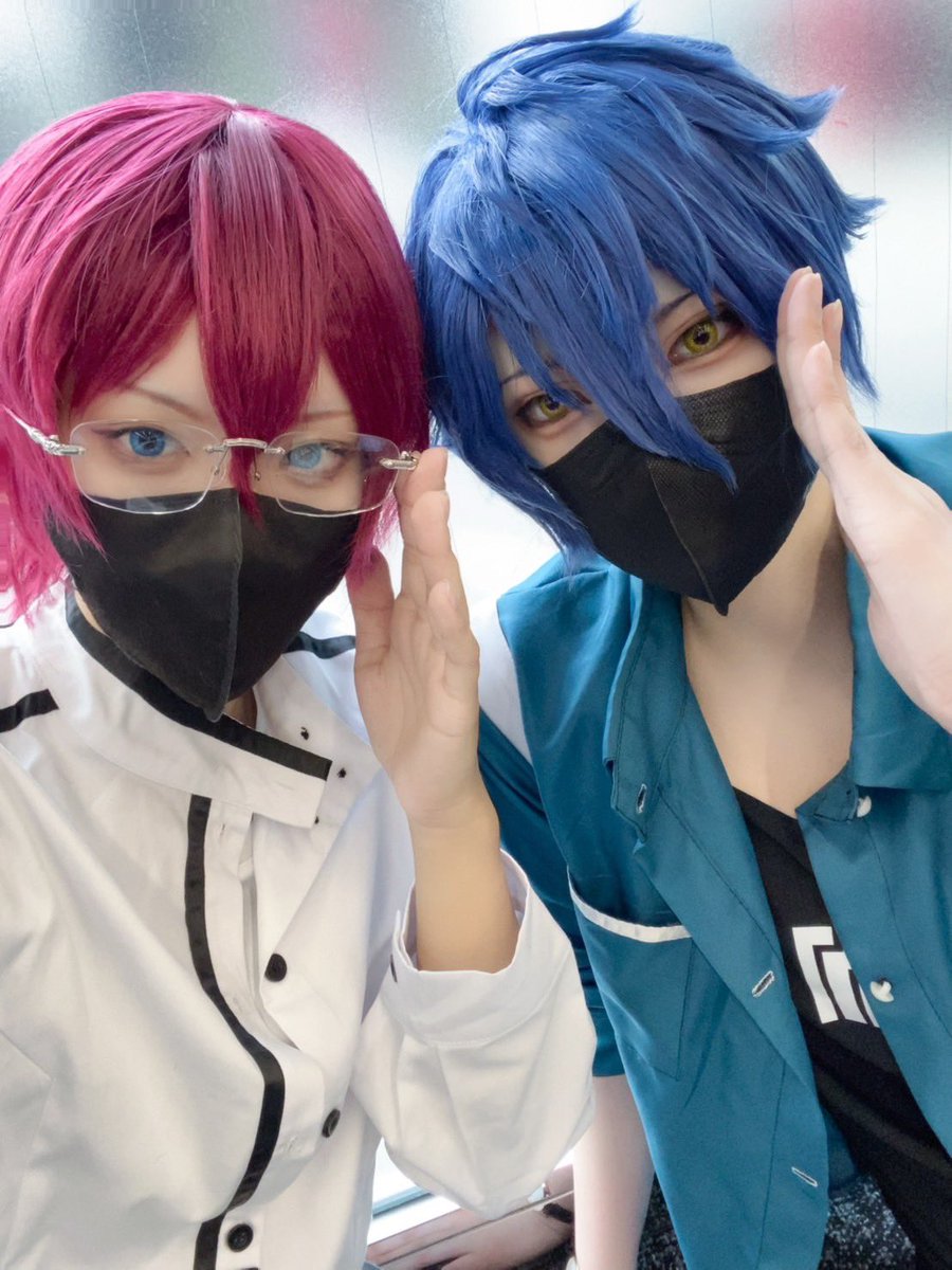 yurino_cos_'s tweet photo. 🍎年下組でした~♪♪
#レイパラ　#コスフェスTDC https://t.co/giEp1XxWTd