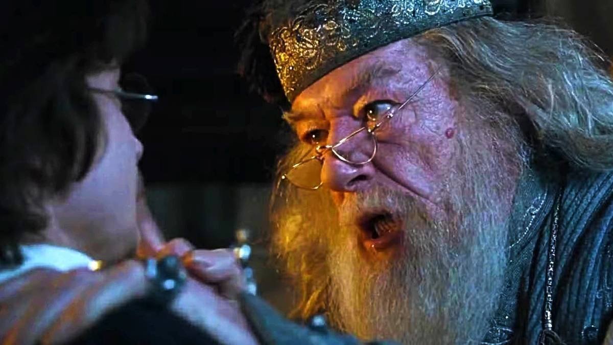 kasmosd1's tweet photo. Dumbledore:
"HARRY! HARRY, DID YOU JUST KISS MALFOID?!"

"FUCKING HELL, HARRY!"

"WHAT THE FUCK WERE YOU THINKING?!"

"LUCIUS IS FUCKING FURIOUS!"

"HE'S GOING TO COME AFTER ME!"

"AND DOBBY, MY PERSONAL PUNCHING BAG, HAS BEEN TAKEN BY LUCIUS!"

"MY GODDAMN HOUSE-ELF IS GONE!"

"THE MINISTRY IS ON MY ARSE!"

"THE AURORS ARE PROBABLY ALREADY OUTSIDE!"

"THE GOBLINS KNOW!"

"THE MINISTRY KNOWS!"

"LUCIUS KNOWS!"

"I'M PRETTY SURE THE FUCKING IRS KNOWS!"

"AND NOW YOU'VE KISSED MALFOID!"

Harry:
"Professor, calm down."

Dumbledore:
"CALM DOWN?!"

"HARRY, MY ENTIRE FUCKING LIFE IS COLLAPSING!"

"I HAVE A MINISTRY INVESTIGATION!"

"A VERY ANGRY LUCIUS MALFOY!"

"A MISSING DOBBY!"

"THREE SUSPICIOUS GOBLINS OUTSIDE MY OFFICE!"

"AND SOMEONE JUST SENT AN OWL TO THE MINISTRY SAYING I'M RESPONSIBLE!"

Harry:
"Who sent the owl?"

Dumbledore:
"I DON'T KNOW!"

"PROBABLY LUNA!"

"SHE'S BEEN CALLING THE FUCKING FBI!"

Harry:
"The FBI?"

Dumbledore:
"YES, THE FUCKING FBI!"

"THE WIZARDING WORLD HASN'T EVEN FINISHED DEALING WITH THE MINISTRY AND NOW I'VE GOT AMERICAN FEDERAL AGENTS ASKING QUESTIONS!"

"WHY IS EVERYONE INVESTIGATING ME?!"

Harry:
"Maybe because you're suspicious."

Dumbledore:
"THAT IS NOT HELPING, HARRY!"

"NOW LISTEN TO ME."

"IF LUCIUS COMES THROUGH THAT DOOR, YOU RUN."

"IF THE MINISTRY COMES THROUGH THAT DOOR, YOU RUN."

"IF THE FBI COMES THROUGH THAT DOOR, YOU RUN FASTER."

Harry:
"And you?"

Dumbledore:
"I'M GOING THROUGH THE FUCKING WINDOW!"

Harry:
"Professor, we're on the seventh floor."

Dumbledore:
"I DON'T CARE!"

"10 BILLION POINTS TO GRYFFINDOR!"

"NOW HELP ME HIDE THE FUCKING PAPERWORK!"