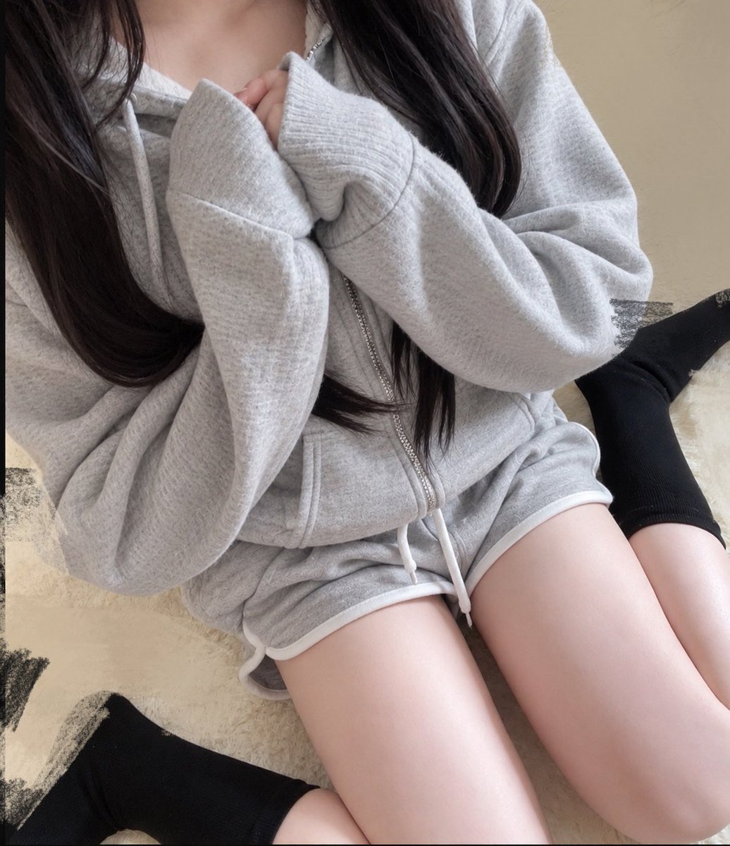 haruka200718's tweet photo. 今日はお風呂いつ入ろっかなぁ💕 帰ったらすぐ入る派?? 寝る前までダラダラしちゃう派??🙈
私は誘惑に負けて後回しにしがち…笑 https://t.co/p5hU3W4R7A