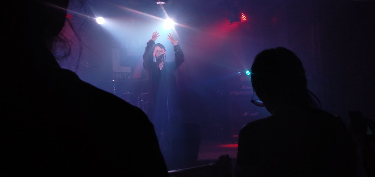 Case_693's tweet photo. 【ABS New Age vol.8】

続いては
ABS 準レギュラーから
ukiさん です✨

裸足で歌って踊るお兄さん！

 #ABS https://t.co/CyQgXjUCLk