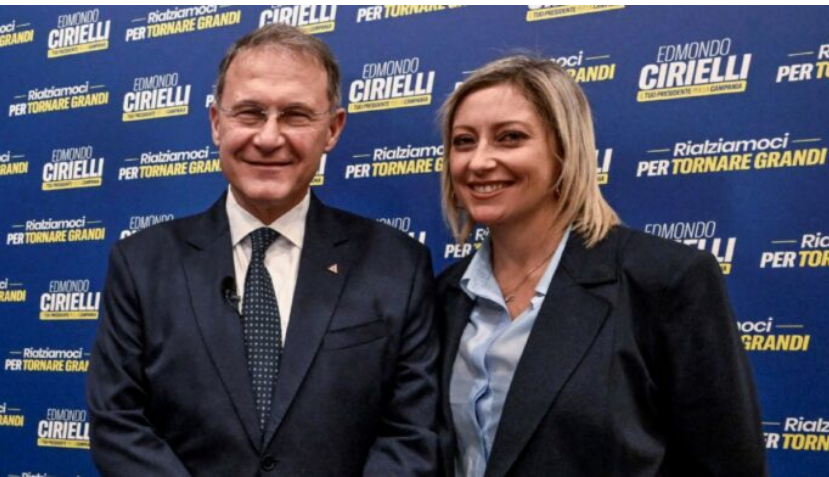 UGirovago77000's tweet photo. Il ministro Schillaci ha nominato Maria Rosaria Campitiello direttore generale dell'organismo che vigilerà sulle liste d'attesa.
E anche la moglie del viceministro Cirielli ha trovato 
un posto a tavola. https://t.co/33mgKQPGLD
