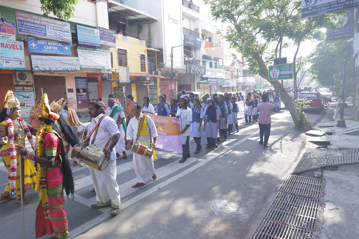 MYBharatHQ's tweet photo. One walk. One Sankalp. Nasha Mukt Bharat! 🇮🇳

The Nasha Mukt Yuva Walk in Puducherry was flagged off by the Hon’ble Lieutenant Governor of Puducherry, with youth walking from Gandhi Statue to Anna Thidal.

#NashaMuktYuva #MYBharat https://t.co/1teAaqG7z6