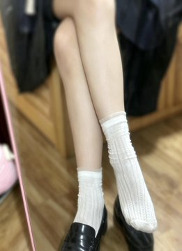 sharon16wz5's tweet photo. 继续啦！！！

想发点照片  有人锐评女大福照吗

直接给不墨迹  发完我要删了….. https://t.co/5apVLaVje6