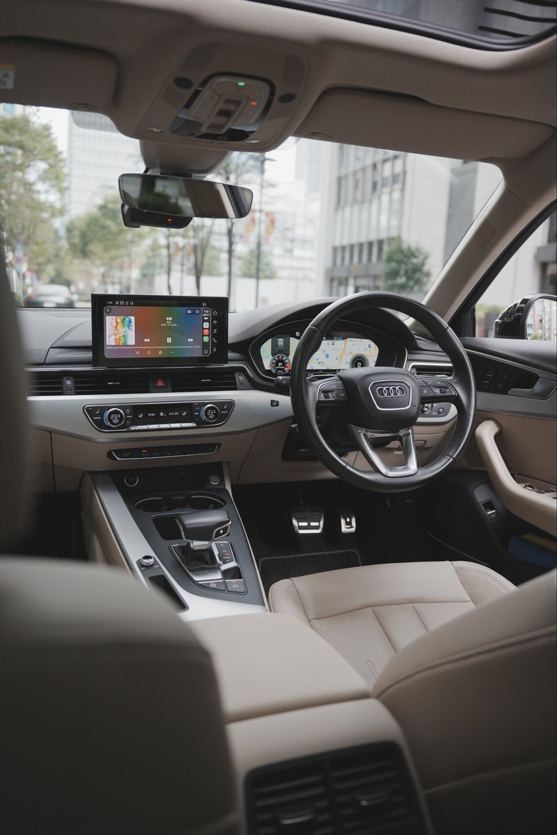 Suramasa_pp1's tweet photo. セカンドカー乗り換えてました！

Audi A4 Avant 45 TFSI

ナバーラブルー
ブラックスタイリングパッケージ
ベージュ内装
サンルーフ
Bang &amp; Olufsen

BCレーシング車高調
A90��ープラ純正ホイール流用
シルバー塗装　19×10J前後通し

#ステーションワゴンはいいぞ https://t.co/LyZQpUPTx2