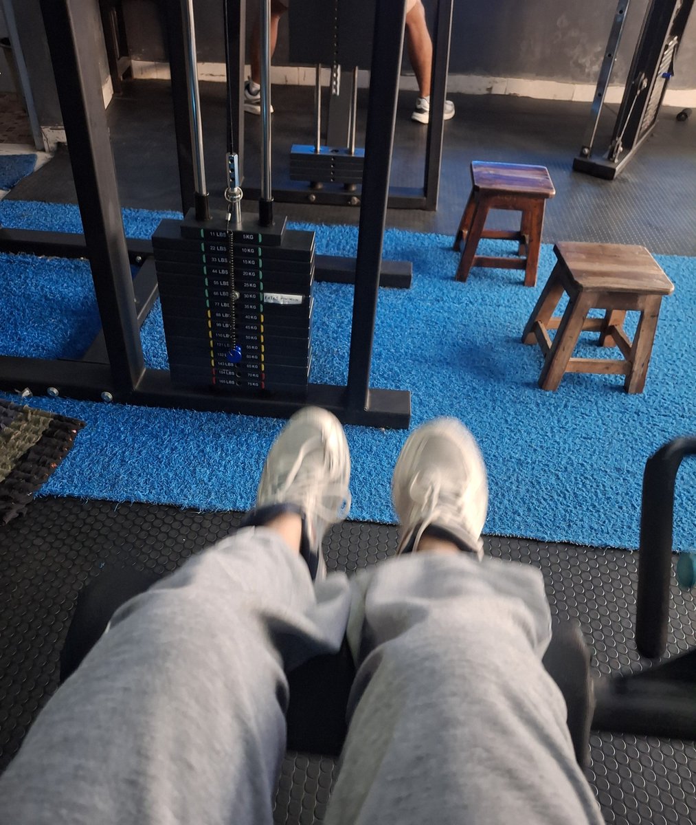 xxapiree's tweet photo. spot plg favorit klo ngegym https://t.co/GUwcl0x0p7