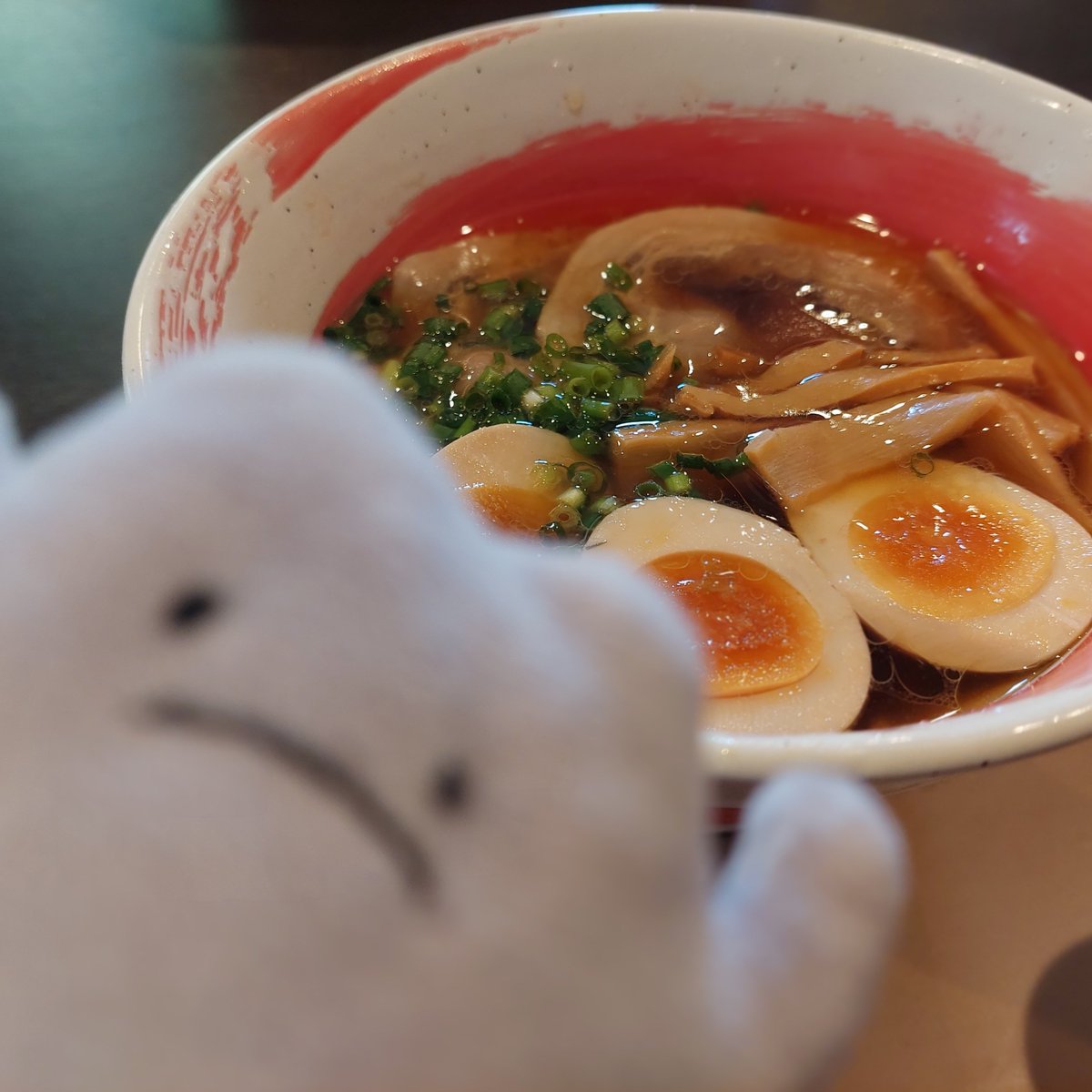omuomusubimaru's tweet photo. う…腕が😂 https://t.co/EH6IG4oIv4