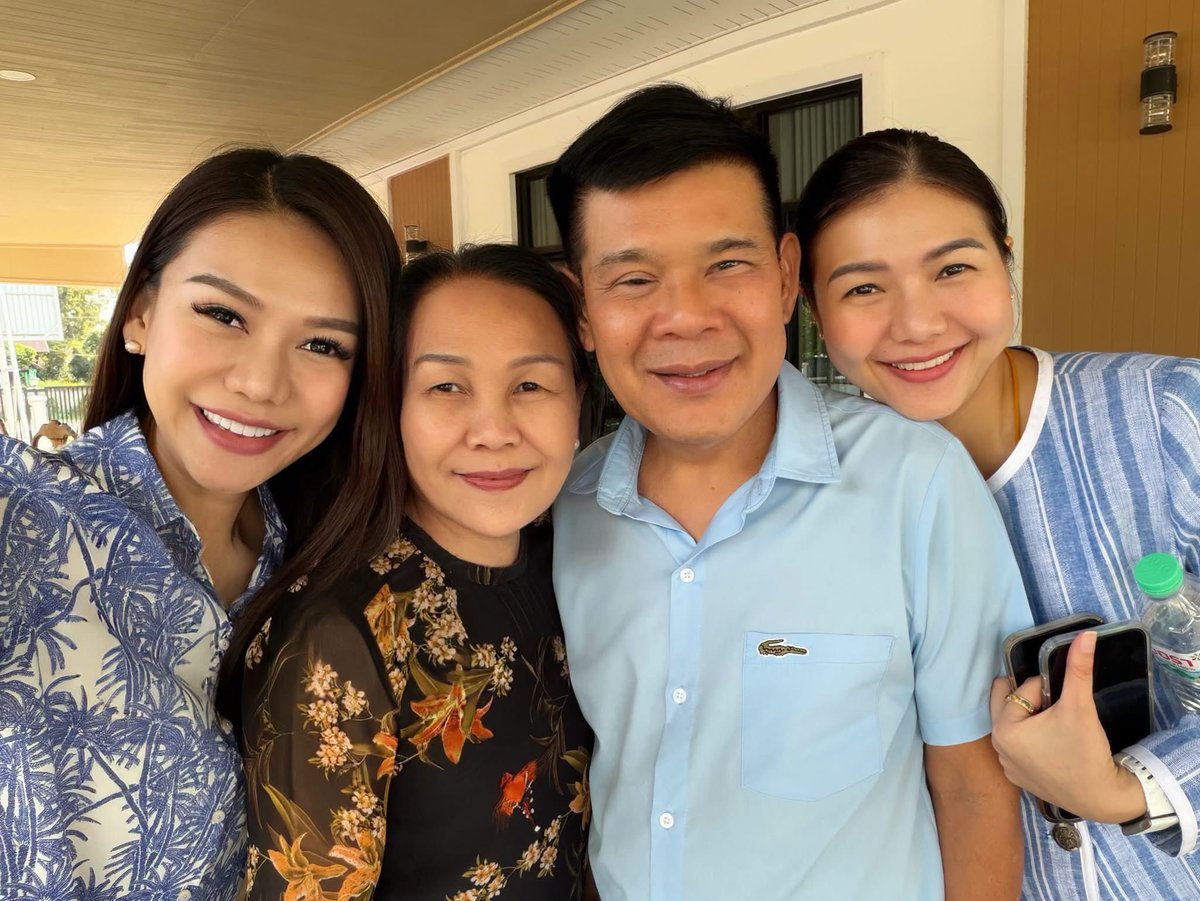ployiseau's tweet photo. สินธุไพรครบถ้วนสมบูรณ์ ❤️ https://t.co/MnWkIlD3m2