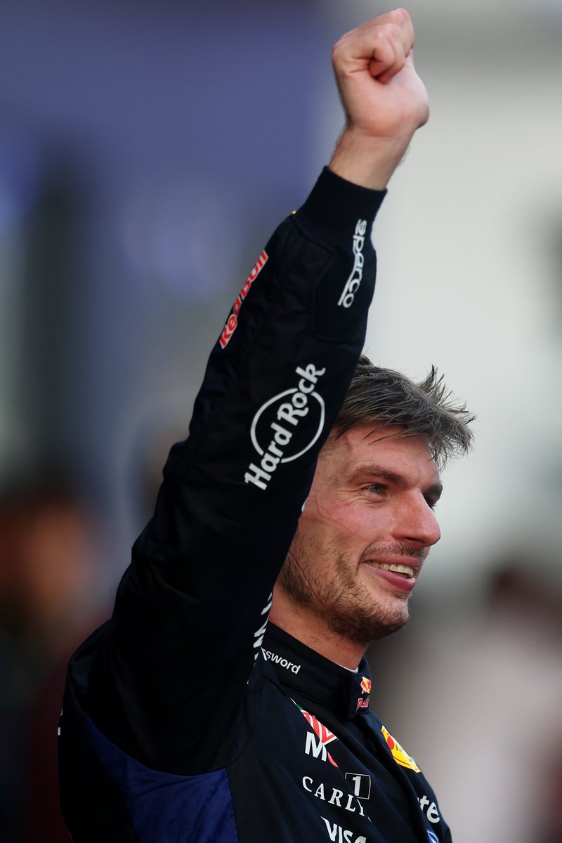 redbullracing's tweet photo. 301 days later... he's back on the top step! 🏆

#F1 || #BahrainGP https://t.co/gpnFbKPl36