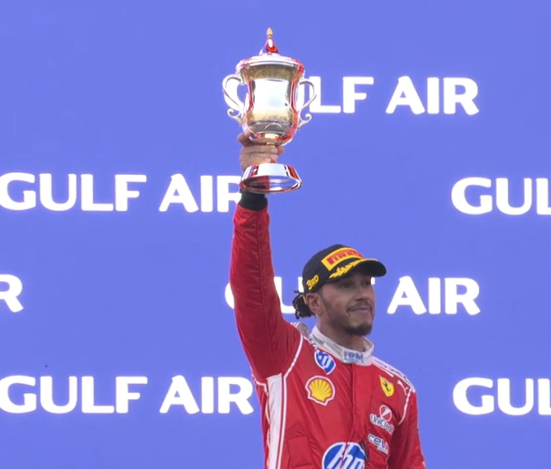 simscircuit's tweet photo. LEWIS HAMILTON ! https://t.co/qCqtQDiMcS