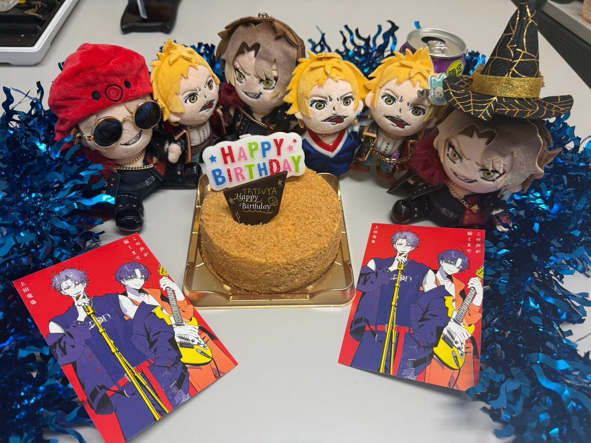 shirocking's tweet photo. 本日、本人不在のお誕生日会してきました。ゆっくりSHOCKのメイキング見ながら話に花が咲き、楽しい時間でしたー。改めてたっちゃんお誕生日おめでとう！！！クリスマスライブ楽しみにしてます💙　
#上田竜也誕生祭2026 https://t.co/PPr4GC07ER