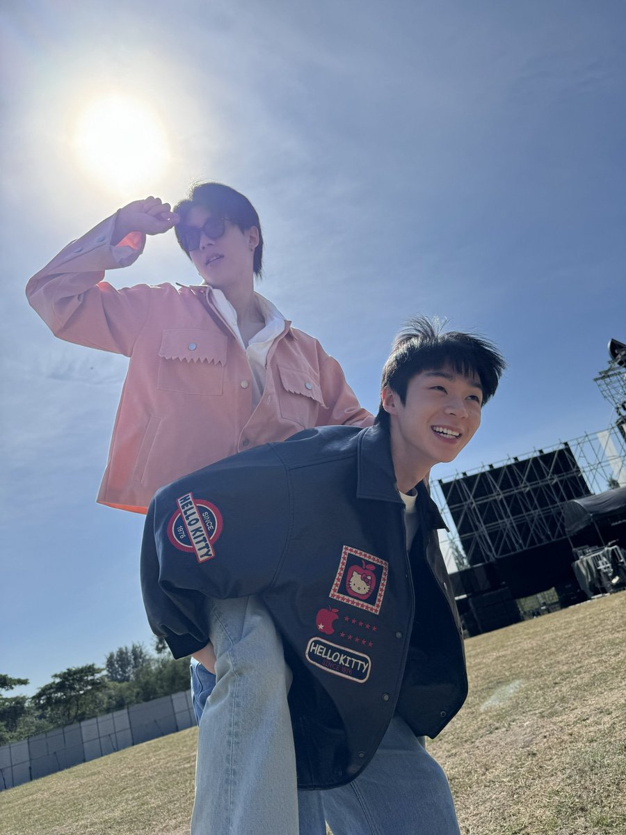 newpjism's tweet photo. does anyone know where these were posted https://t.co/offisY0DGz