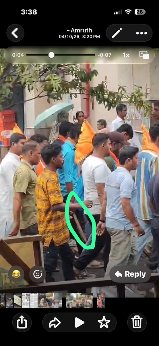 Rotten_shire99's tweet photo. The rally that is marching towards SRFTI Kolkata. They are carrying lathis. Clear threat to the students. @KolkataPolice do something. https://t.co/JoSz74hAOq