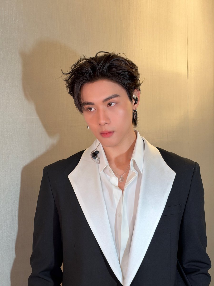 PaybackSeries's tweet photo. [TOTAL LOOK] 🤍🐰🖤

PAYBACK FAN MEETING IN HONGKONG
#PAYBACKFanMeetinginHONGKONG https://t.co/KizYGazZxq