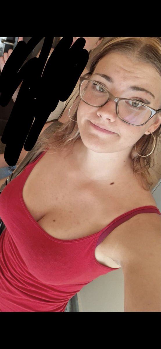 igibohhhh's tweet photo. IRL Submission 
Dm or comment to expose your irls or gfs and family cucks, you know you want toooo https://t.co/R2h2PZOK9N