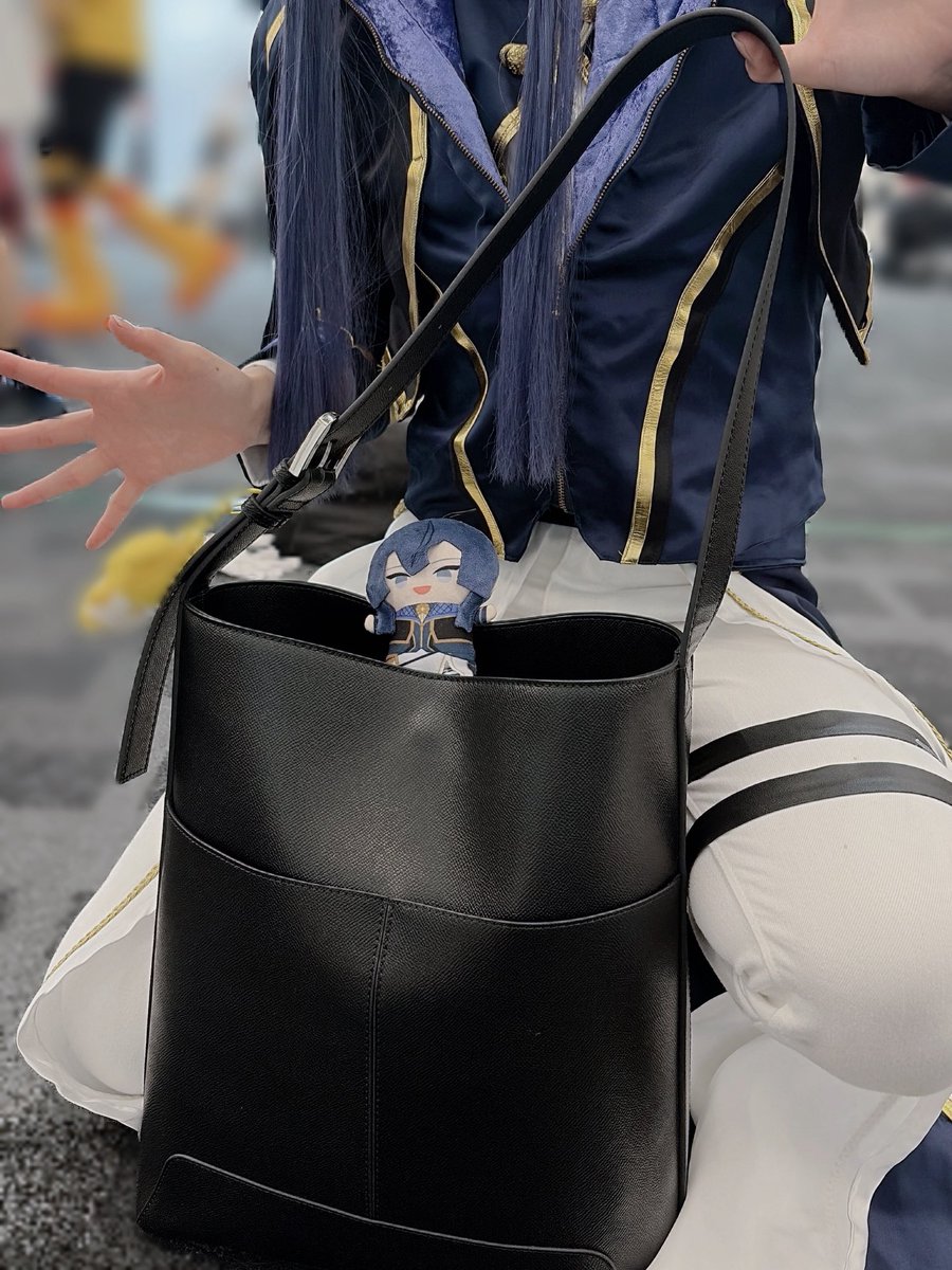 m_nununu's tweet photo. コスプレ てでし2日目！
Wバースデーで共通衣装併せだ〜〜〜〜〜ッッ🕺✨️
ﾅｶﾞｫのｱﾝﾃﾞｨﾒとお揃いのぱぺも一緒🤲💜
もう既に踊り倒してパーツを破壊しウィッグも絡んでしまったﾆｮﾝ https://t.co/5YEN2k7PgM