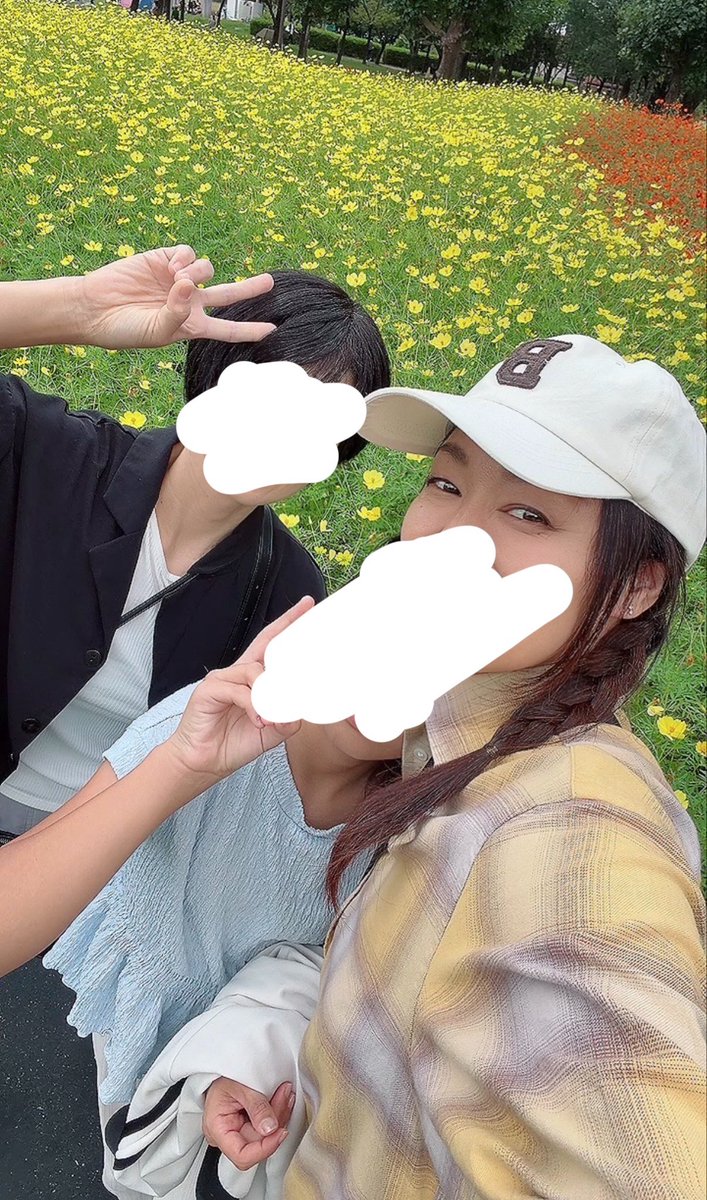 a__n422's tweet photo. キバナコスモス〜🌼✨ https://t.co/xtrDCOFxCS