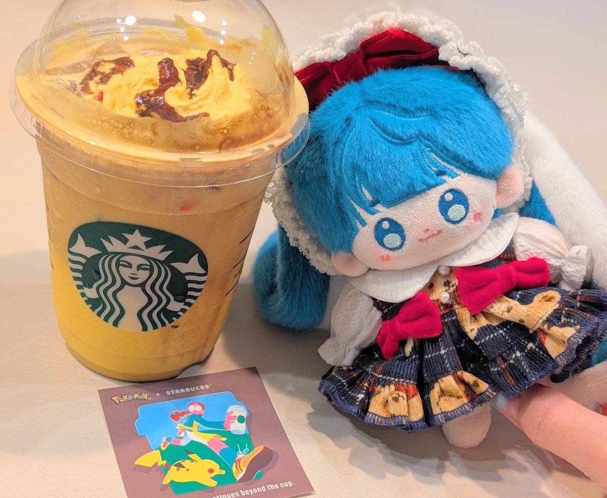 siosiosion_onui's tweet photo. 夫、激混みの中車で買いに行ってくれてた😭
溶け溶けだけど嬉し〜おいし〜 https://t.co/fOJGyIZ4de
