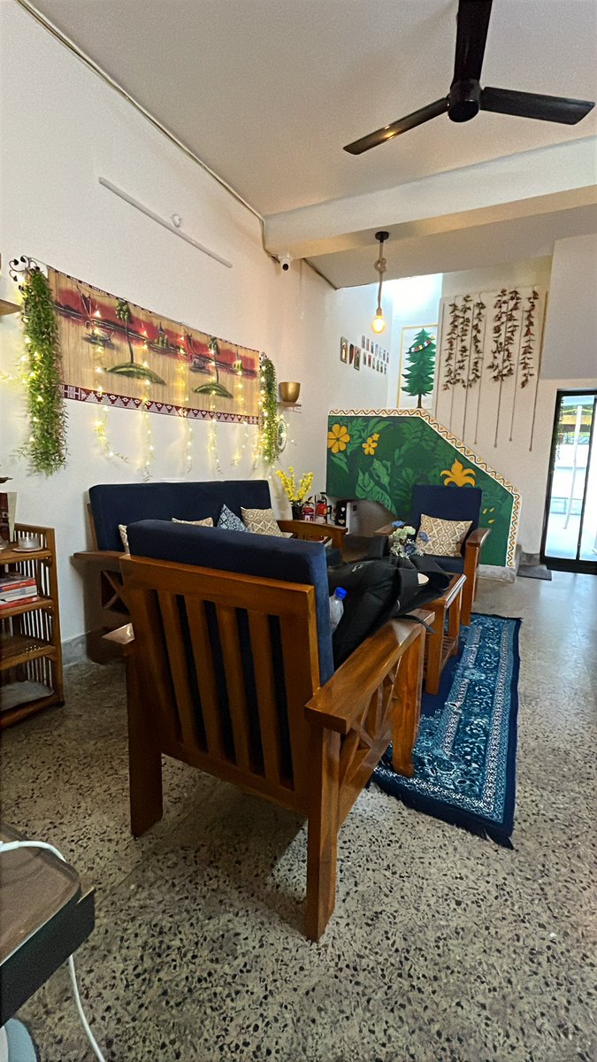 aslthink's tweet photo. Took refuge at the Deodar Commune hostel - a new setup by the travel writer Deeksha Sharma. It is a very pretty place - small, cozy, two dorms, chilled ACs, calm, serene, five minutes from the beach. It is built in the idea of the Himachal backpackers hostels. Fully recommend. https://t.co/t88iAhErgu