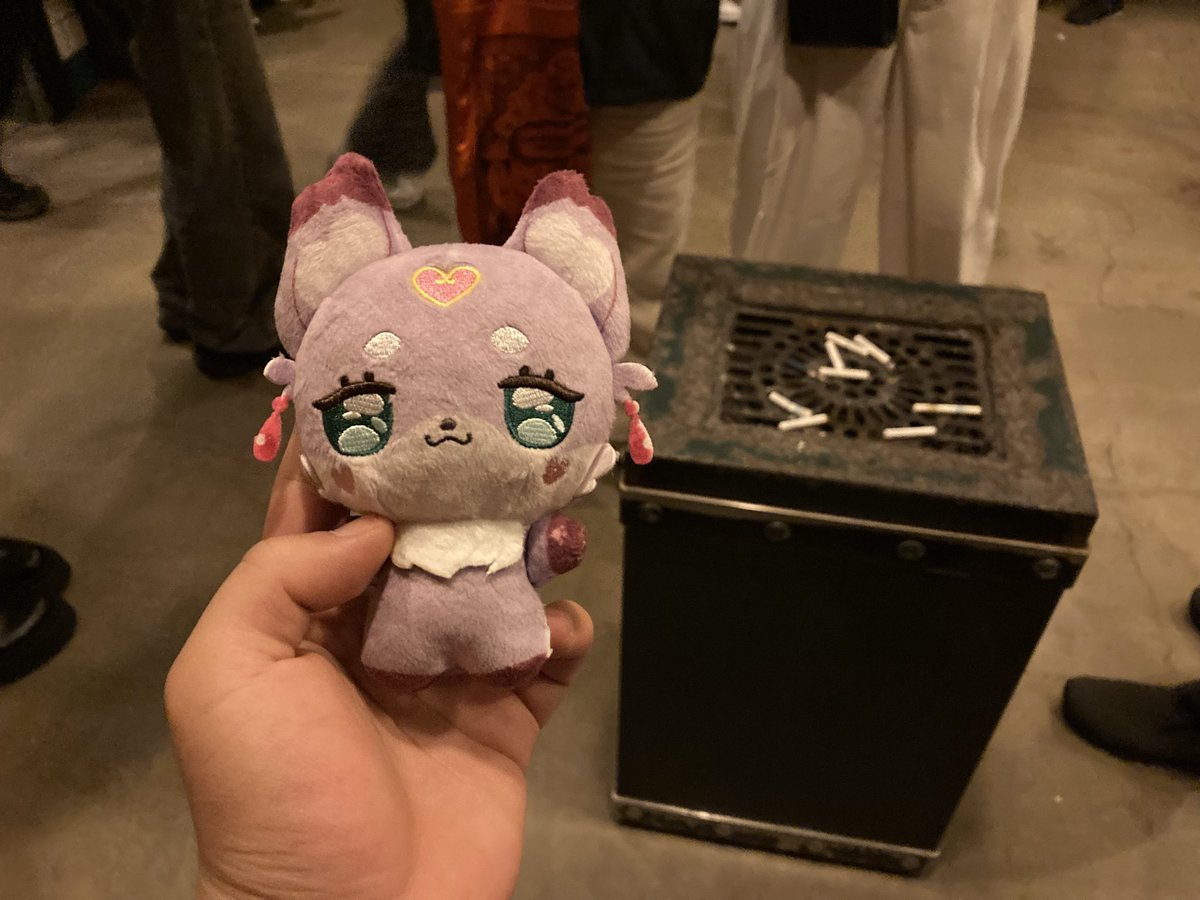 NEXT_Rori's tweet photo. ディズニーシーきたぞ！ https://t.co/AHpH4Lu7IJ