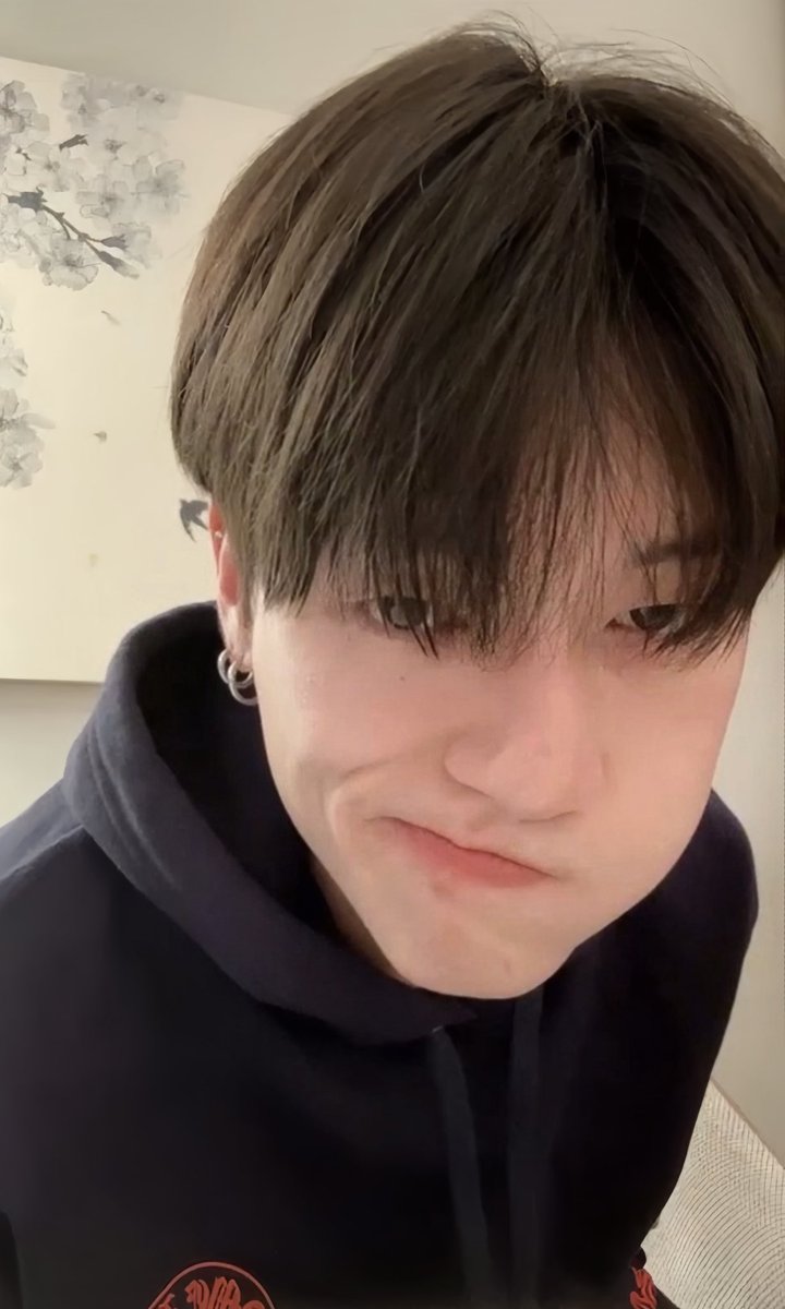 jijipurr's tweet photo. 🐥  ตัวเร้กก เค้าขอไปเที่ยวกับเพื่อนได้มั้ย !

🐈‍⬛  ก้ไปสิ

🐥  งั้นไปนะค่าบบ

🐈‍⬛  ไปเลย ใครห้ามไว้ล่ะ

🐥  ตัวเร้กก็ปล่อยแขนเค้าก่อนจิ https://t.co/zgbPaQyOC8