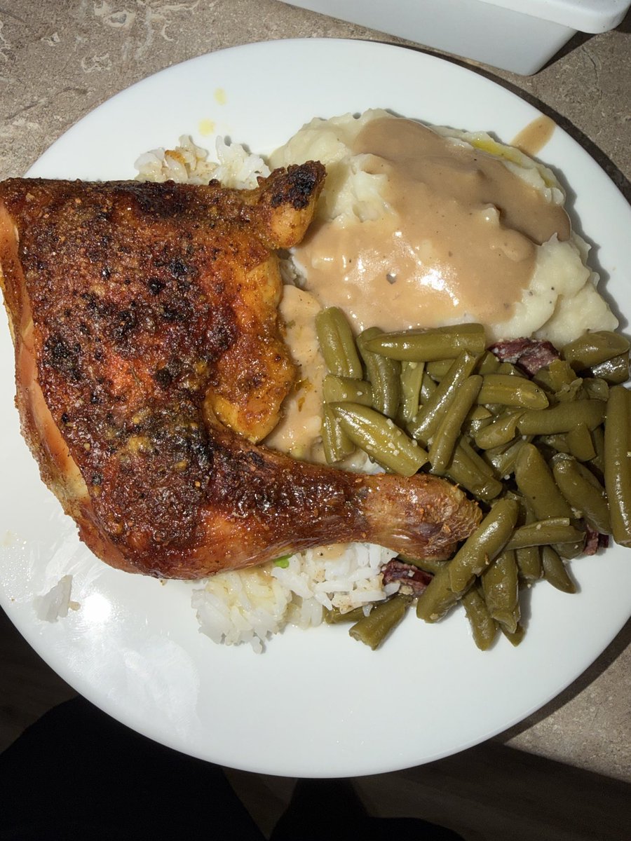KTeeYouTheMan's tweet photo. Hey  what yall will do if your  can cook like this for every night 🤨👀👀👀 https://t.co/B3u9LX7gD7