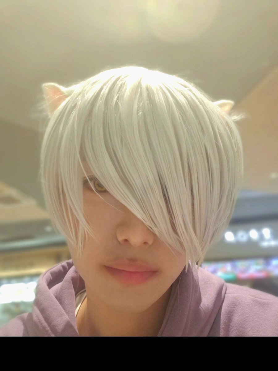 Hisui_06_Jade's tweet photo. ※コスプレ cosplay

前髪で隠れてるけど、ちゃんとメイクとカラコンしてるよ～

#コニコスイオンモール高知 
#ヤニねこコスプレ 
#春蘭 
#ヤニねこ https://t.co/q4QMmW0tQ4