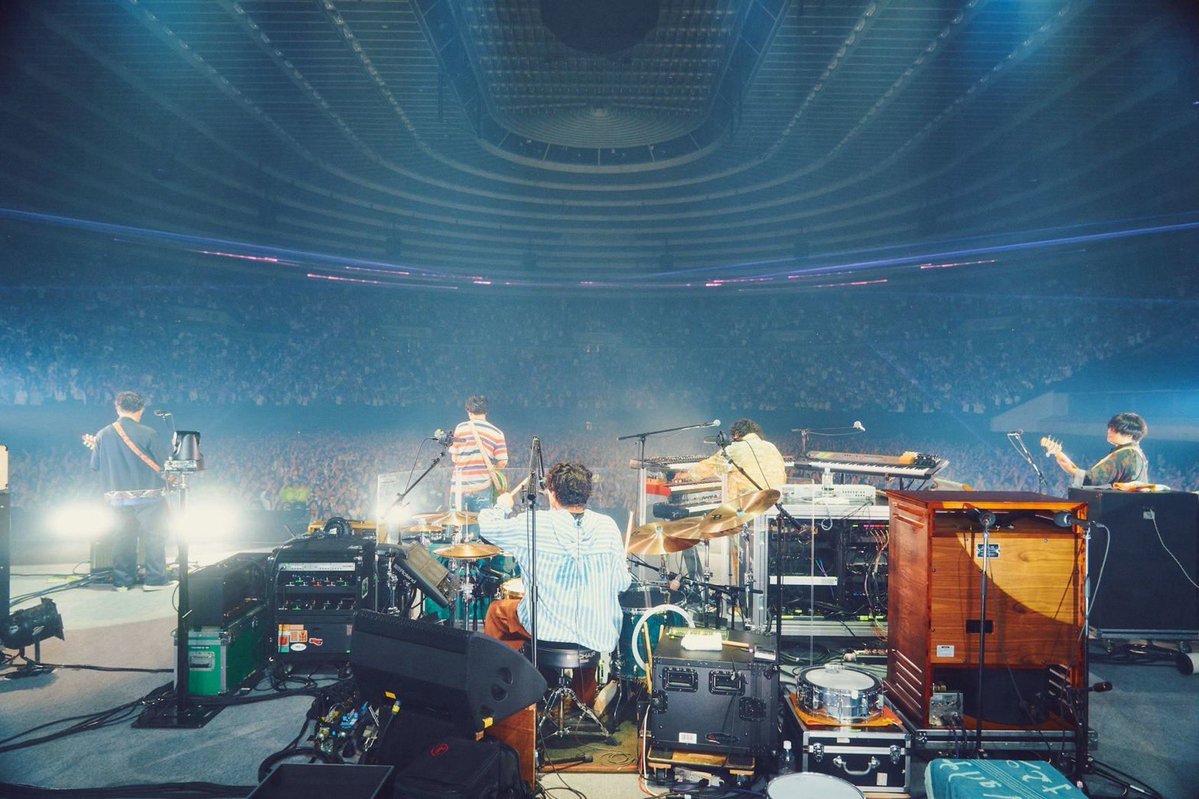 Toriashi_VYT's tweet photo. 【マカロックツアーvol.22】初日、大阪篇ありがとうございました！！

3年ぶりのアリーナツアー。
みんなのおかげで最高の初日なりました！！
ありがとう。

大阪、2日目もよろしくお願いします🔥

photo by 酒井ダイスケ @imdaisukesakai https://t.co/LpphS71mzR