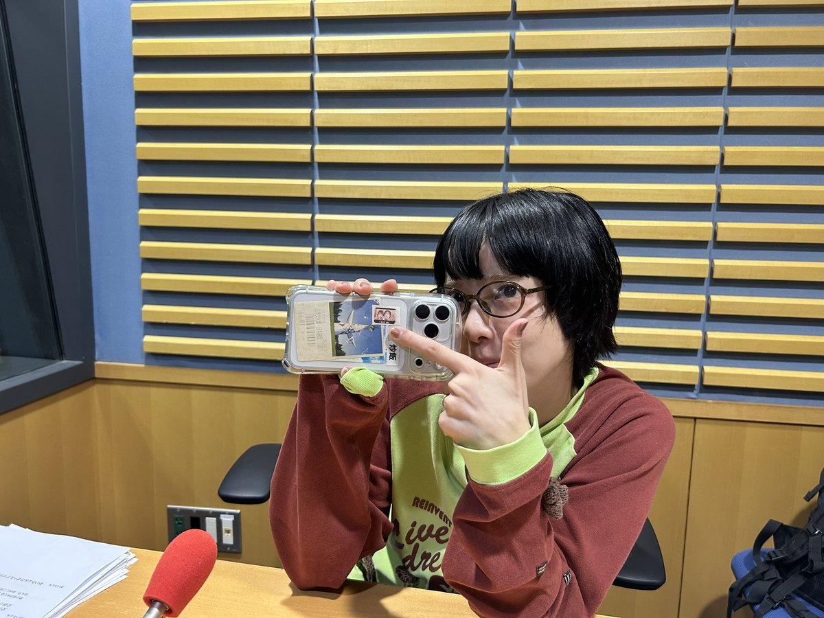 aim_anngold's tweet photo. #あいみょん のオールナイトニッポンGOLD🦭TFでぜひ！

卵に蜘蛛の巣模様のデザインをいれたい🥚
給食にでていた型抜きチーズが大好き🧀

📻radiko
https://t.co/egU3bed4OA

あなたの日記の内容や
どう返したらいいの？という事を募集中
aim@allnightnippon.com

次回11/6(金)22時〜
#あいみょんANNG https://t.co/UnF1u5qJ45