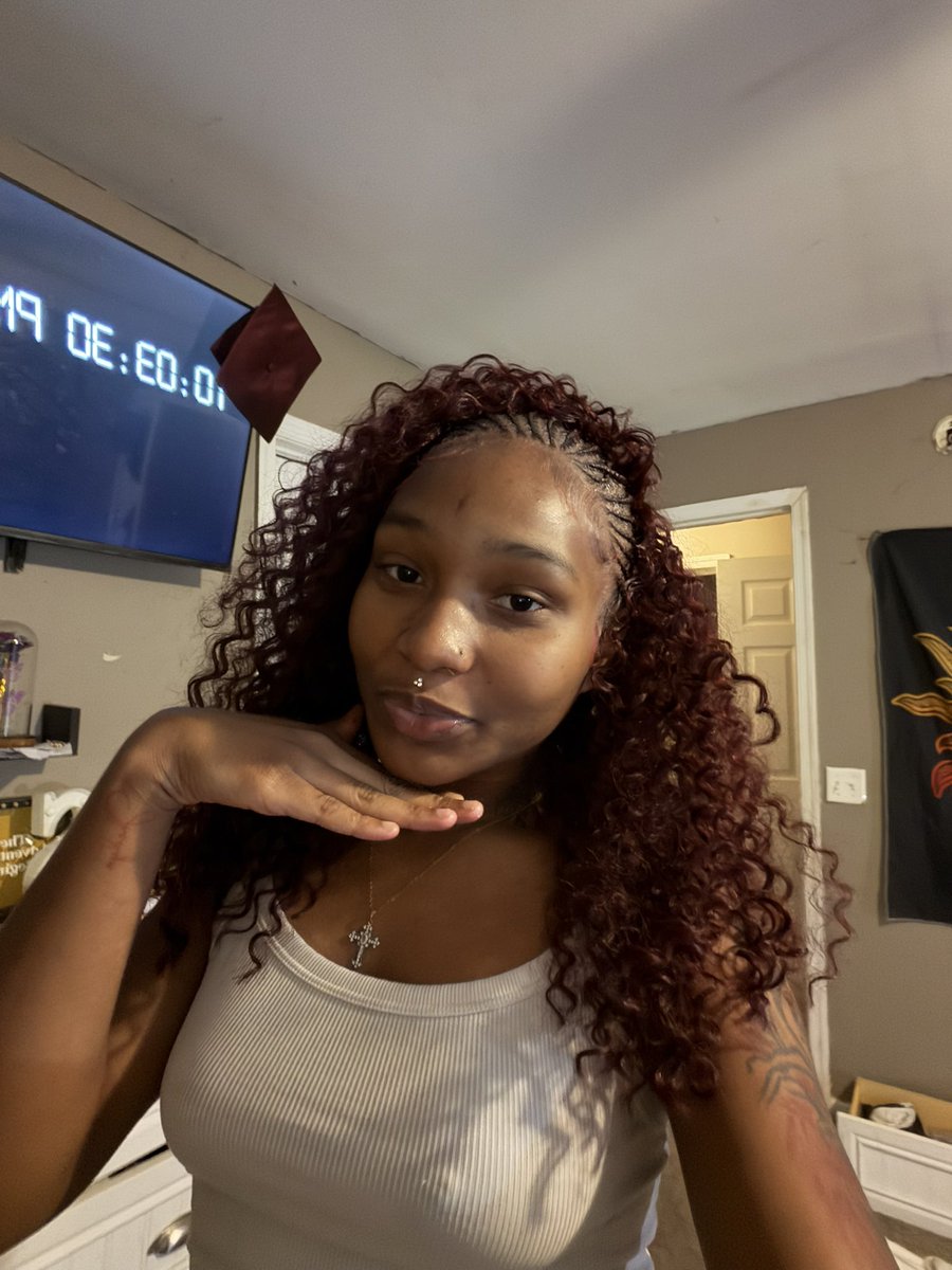 sluttedsy's tweet photo. @nyaflyshittt @AriTheDon girl i’ll clear you anyday , like i said YOUR UGLY https://t.co/6xMOFT5qVJ
