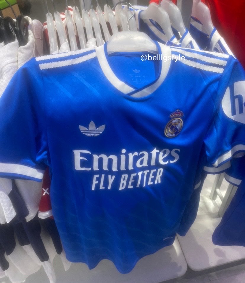 belllgstyle's tweet photo. รับหิ้ว เสื้อบอล Real Madrid Sale 40%🔥🔥

ราคา 2900-40%=1740.- ( s m l xl ) 

สนใจdm มาค่ะ 

#เสื้อบอลเรอัลมาดริด #realmadridinter #realmadridfc #เสื้อrealmadrid #เสื้อบอล #รับหิ้วทุกอย่าง #รับหิ้ว https://t.co/fxEIXZcoTk