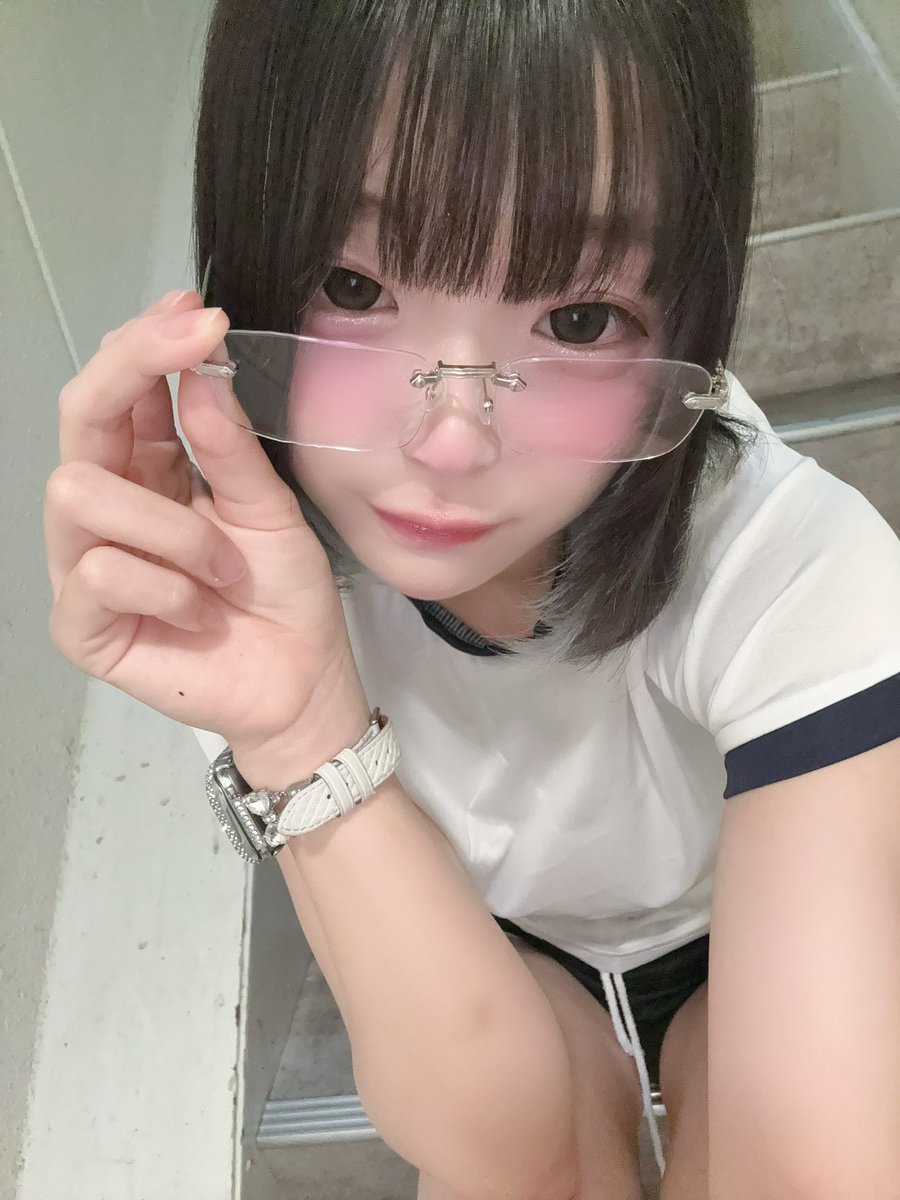 uu_milk_school's tweet photo. めがねすきー？ https://t.co/EC1WMO9RNf