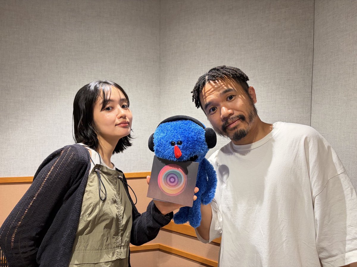 staff_sakura318's tweet photo. 📻interfm "HERE COMES THE MOON"

今夜のゲストはmabanuaさんです！💫

Ovallのアルバムや最近のおすすめ曲を語っていきます！
お楽しみに〜🎧

https://t.co/KuAeU3VHlJ

sakura@interfm.jp
#interfm 
#moon897
#藤原さくら https://t.co/H422XYJvmB
