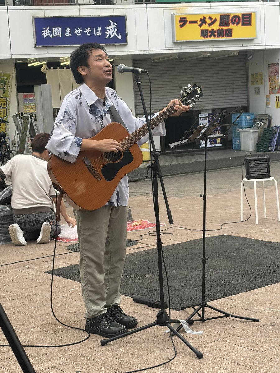 kano_sasaki's tweet photo. 本当に明大前駅を出てすぐだった！
2番手の田中大さん。

mimicoちゃん16:05〜
佐々木かの16:55〜

遊びに来てね。
待ってるよー。 https://t.co/HfYO6X0fPI