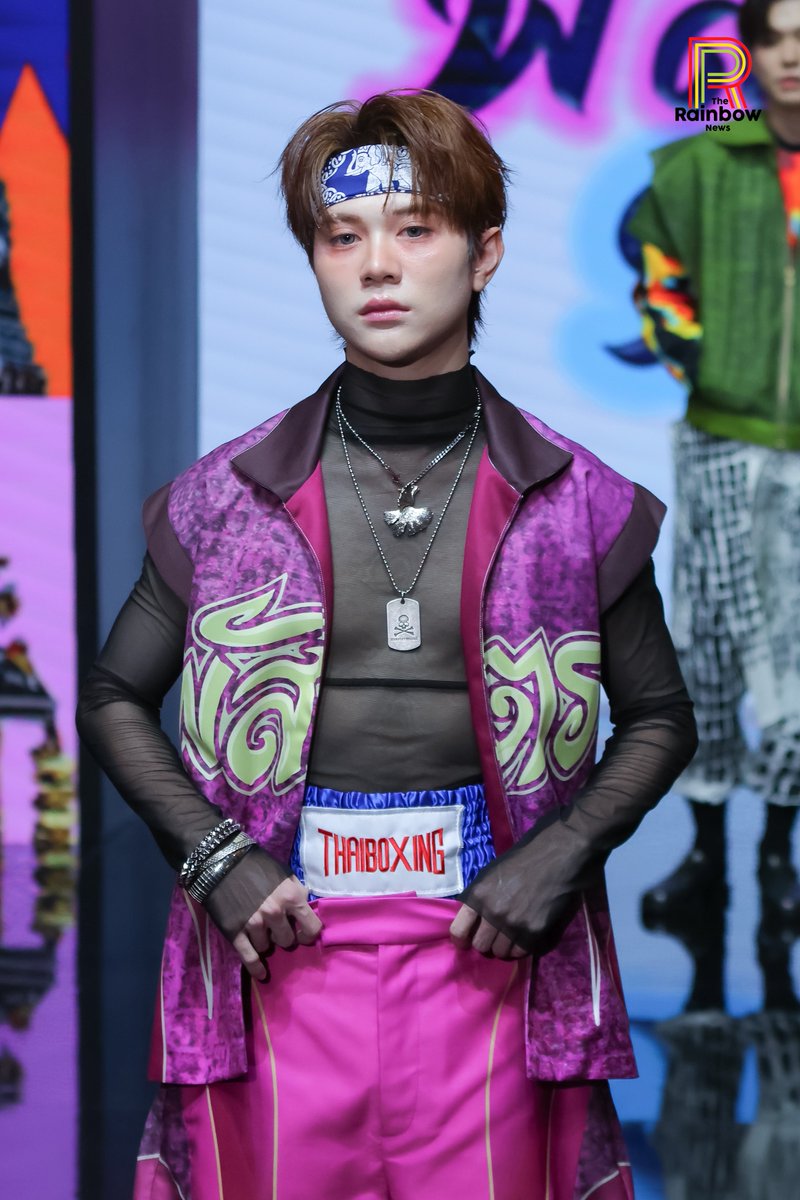 RainbowNewsent's tweet photo. "บีเวอร์ - ต้นหลิว" กับโชว์จาก Thammasat University ในงาน Siam Center BIFW 2026 🤍✨

BEVERTONLIEW AT SIAM CENTER BIFW26
#SiamCenterBIFW2026xBEVERTONLIEW
#BeverTonliew #bbverpj #tonliewmtp 

#SiamCenterBIFW2026 
#BIFW2026 #SiamCenter https://t.co/oV2yknRbAC