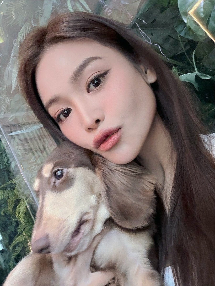 engfadom's tweet photo. ด็อบบี้กับม่ามิ๊ น่าร้ากกก 🐶☺️🤍 #ด็อบบี้ศรีสมาน 

©️ dobby_srisaman11

ENGFA ENDLESS CHARM04
#อิงฟ้ามหาชน #EngfaWaraha @EWaraha https://t.co/OXzUtIhJN9