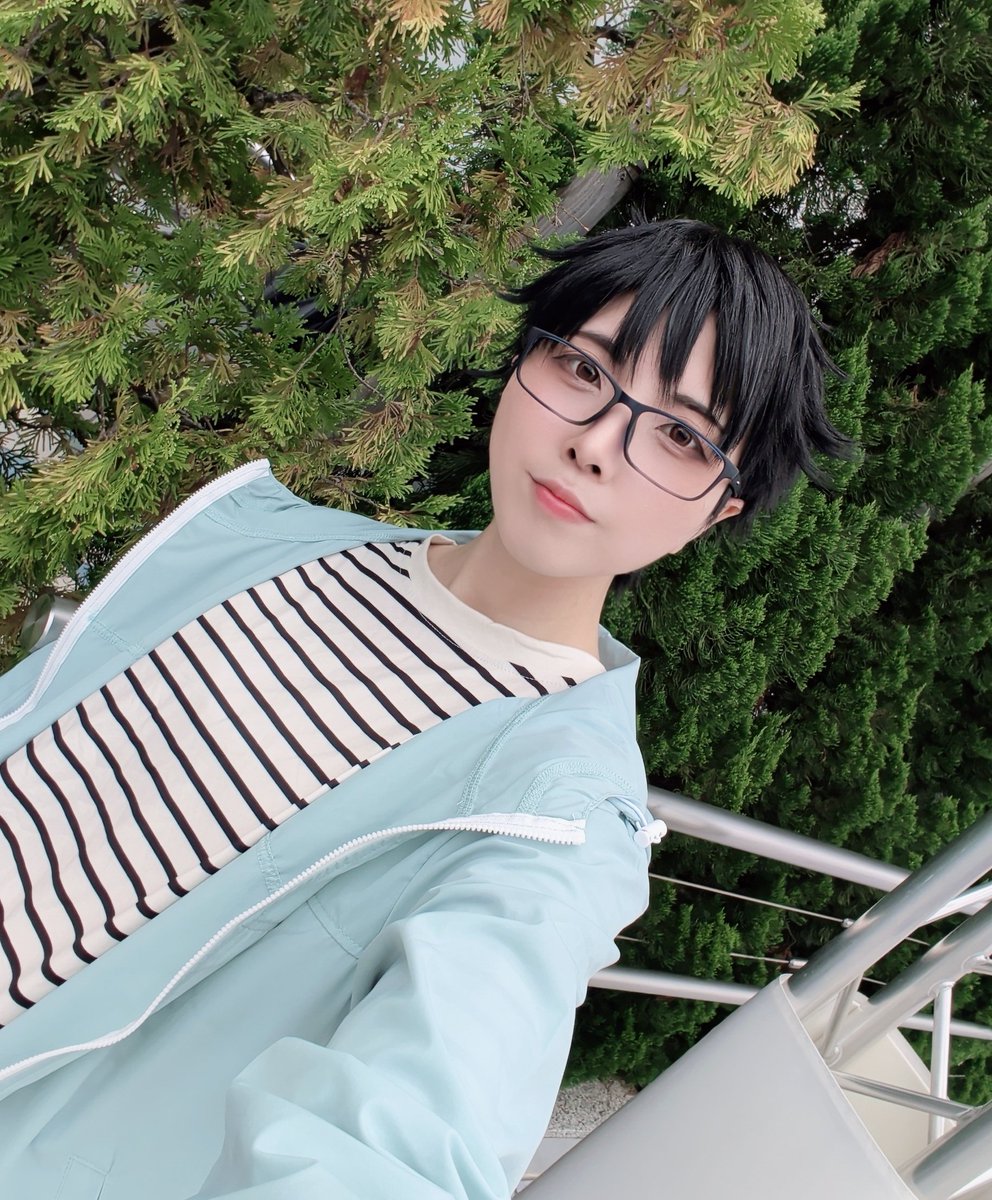 naruse_444's tweet photo. ユーリon ICEで勇利やってるよ https://t.co/ETOOiKE6Pe