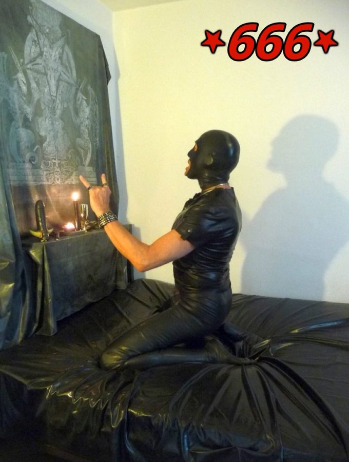satanicTempple's tweet photo. Father Satan, guide me on my path. Open my mind to Your voice. Show me what I can do to use my talents in Your service. Inspire me with Your wisdom. As below so above. nemA.π―οΈπ€
#FatherSatan #LeftHandPath #AsBelowSoAbove #nemA
https://t.co/KspR4RlFzk https://t.co/KuClMC5VO1
