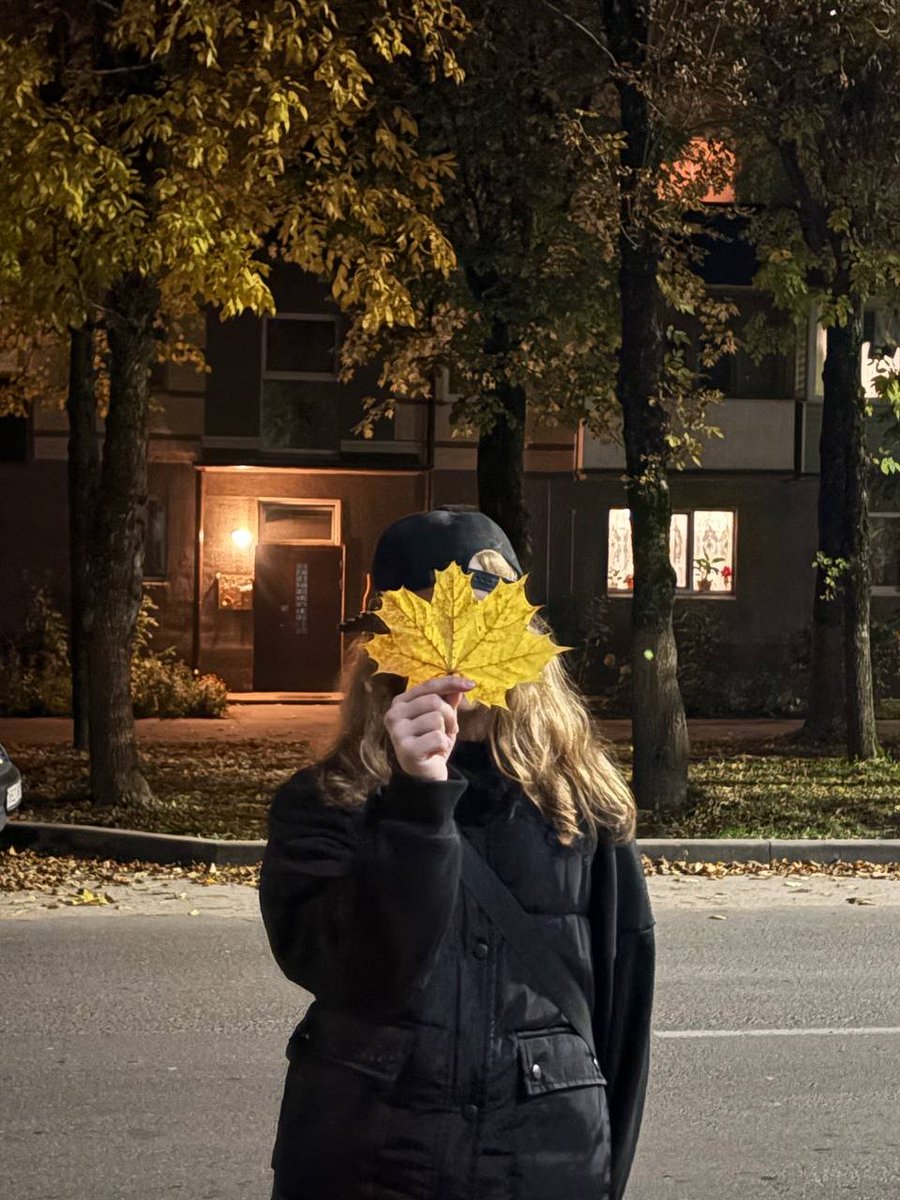 sushassss's tweet photo. 🍂🍁 https://t.co/5OzIEQVPWs