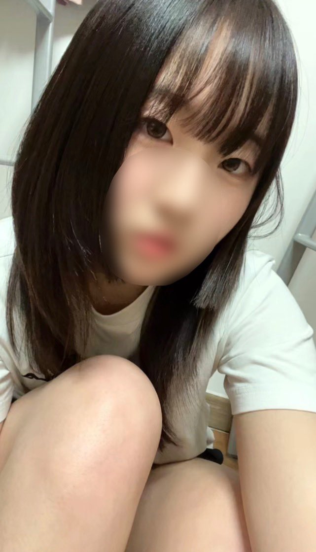 bibi_7b28's tweet photo. #원신_𝕏친소 #원신_트친소 

다인모드,디코할 트친 구합니더 ㅎ.ㅎ
저는 그림그리은 고댕이이구요 58렙기념으로 트친소열엇어욤///
지뢰는 정말 딱히 없우니 표 읽어보시고 와쥬세요 ㅎㅎ 알료샤 쇼방님을 따룽합니더!!
표는 수정귀찮아서 기냥 들고왓어요🩵 https://t.co/Umoz2zNAWc
