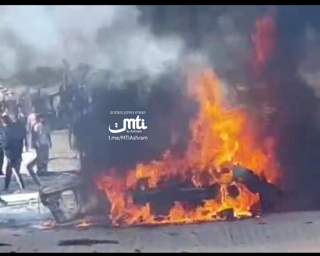 chens2111's tweet photo. מדיווחים ערביים נמסר כי כלי רכב הותקף על ידי #כטבם ישראלי מדרום ל #דיר_אל_בלח שבמרכז #רצועת_עזה. ערוצים פלסטיניים דיווחו על שני פצועים, ביניהם פצוע אחד קשה.
#צהל 

MTI - Ashram https://t.co/RT71Up6VMu https://t.co/qbRf2timZq